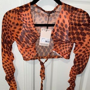 Long sleeve orange crop top